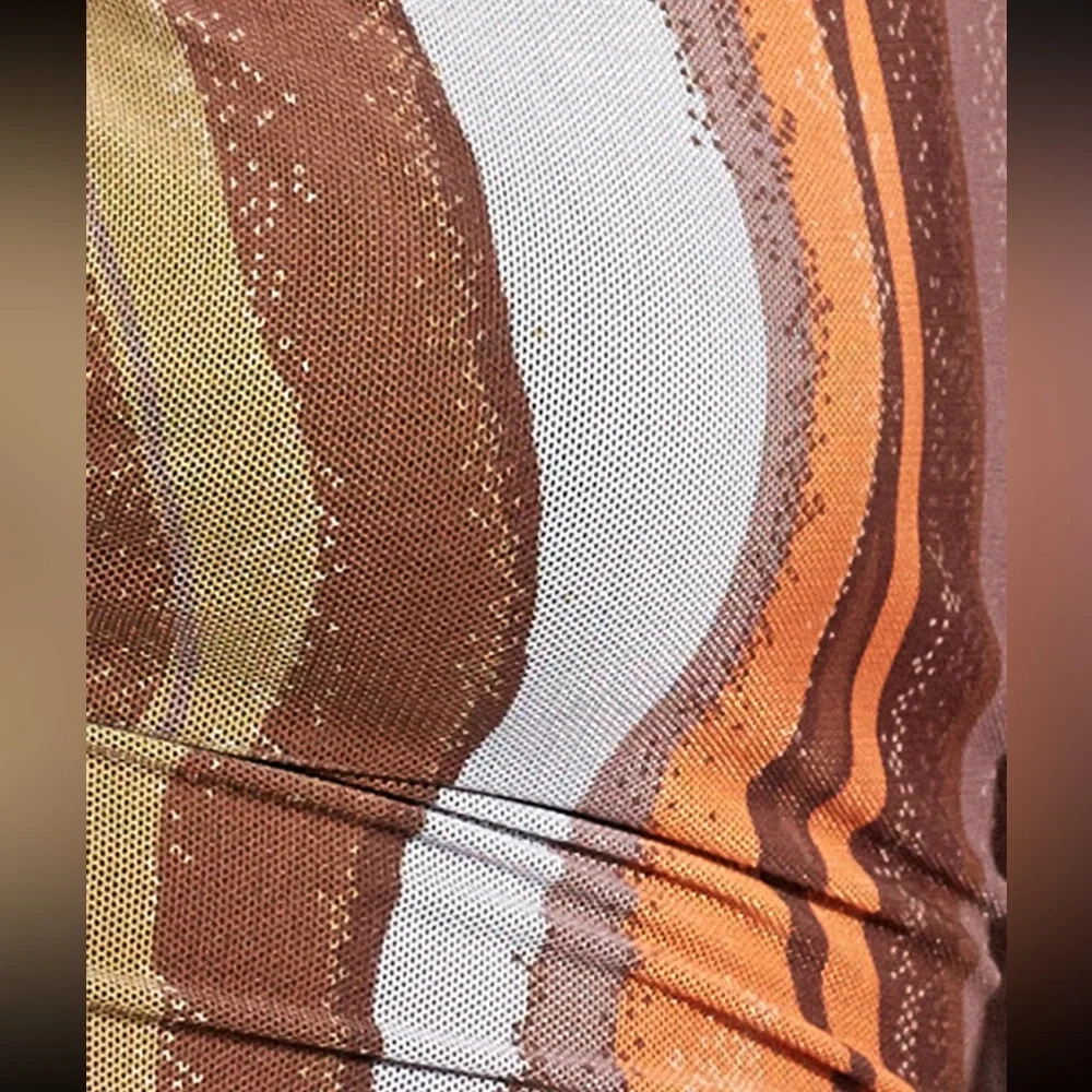 Motel Rocks - Earthy Gradient Top - Picture 3 of 7